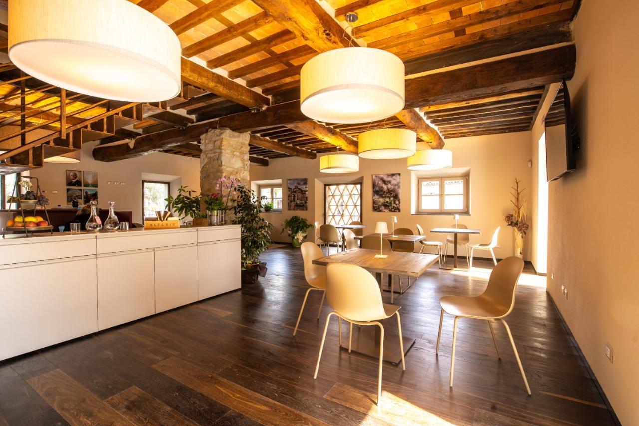 Il Pradicciolo Agriturismo Кастелнуово ди Гарфаняна Екстериор снимка
