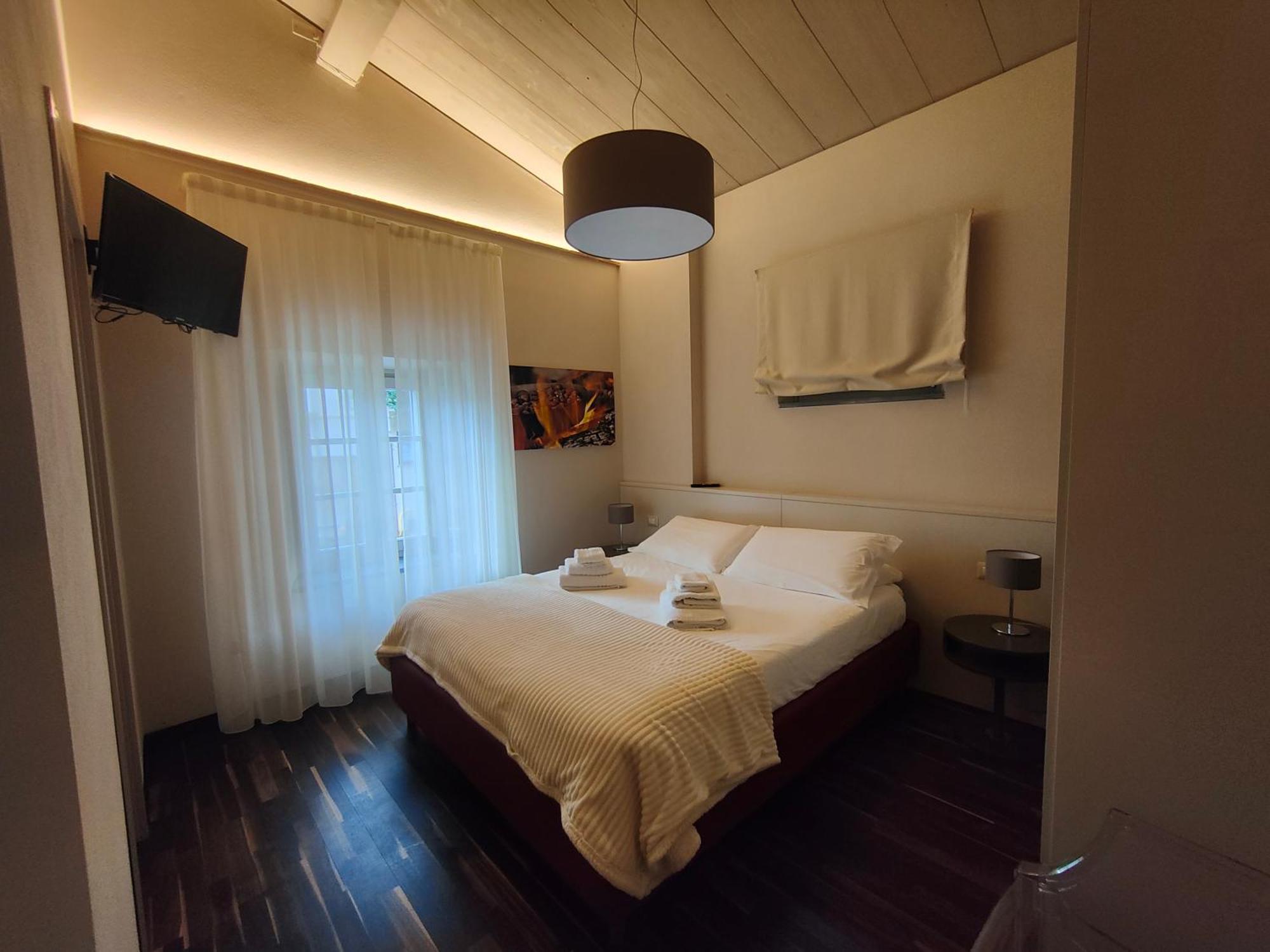 Il Pradicciolo Agriturismo Кастелнуово ди Гарфаняна Екстериор снимка